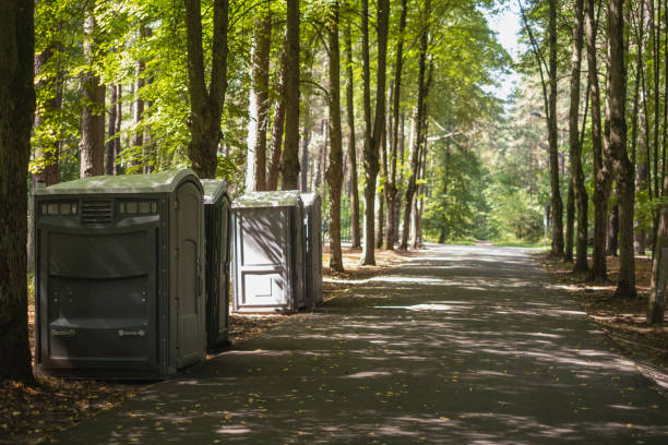 Best Portable bathroom rental  in Neenah, WI